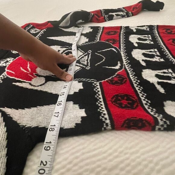 Star Wars Santa Christmas Sweater Black Red Holiday Knit Pullover Unisex Size S - Picture 4 of 6